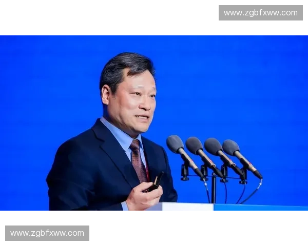 围绕全能英雄装备体系构建战斗策略新思路探索与实战应用前景分析